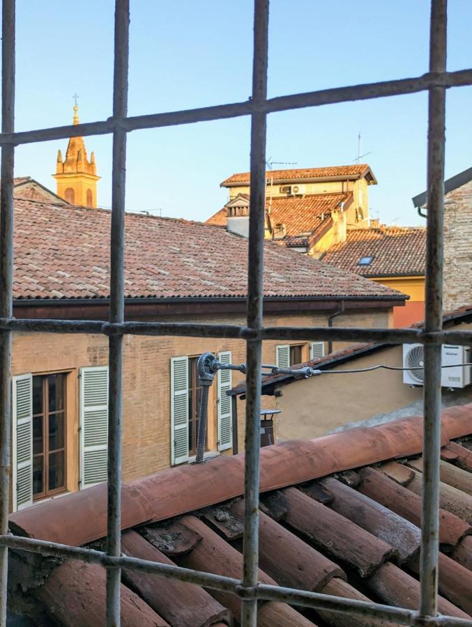 Appartamento Appena Ristrutturato Bologna Centro Storico Exterior foto